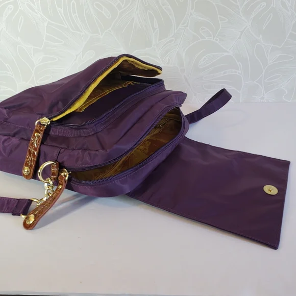 Samantha Brown Messenger Crossbody Bag Purple NEW Travel Bag - Picture 4 of 7